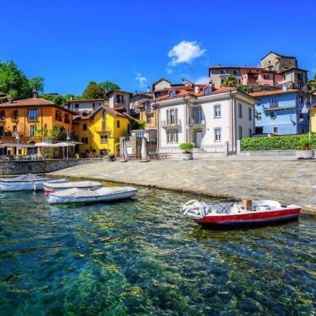 Stupenda Villa Vista Lago Мергоцо Екстериор снимка