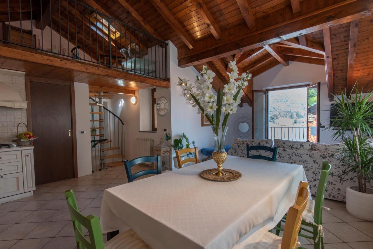 Stupenda Villa Vista Lago Мергоцо Екстериор снимка