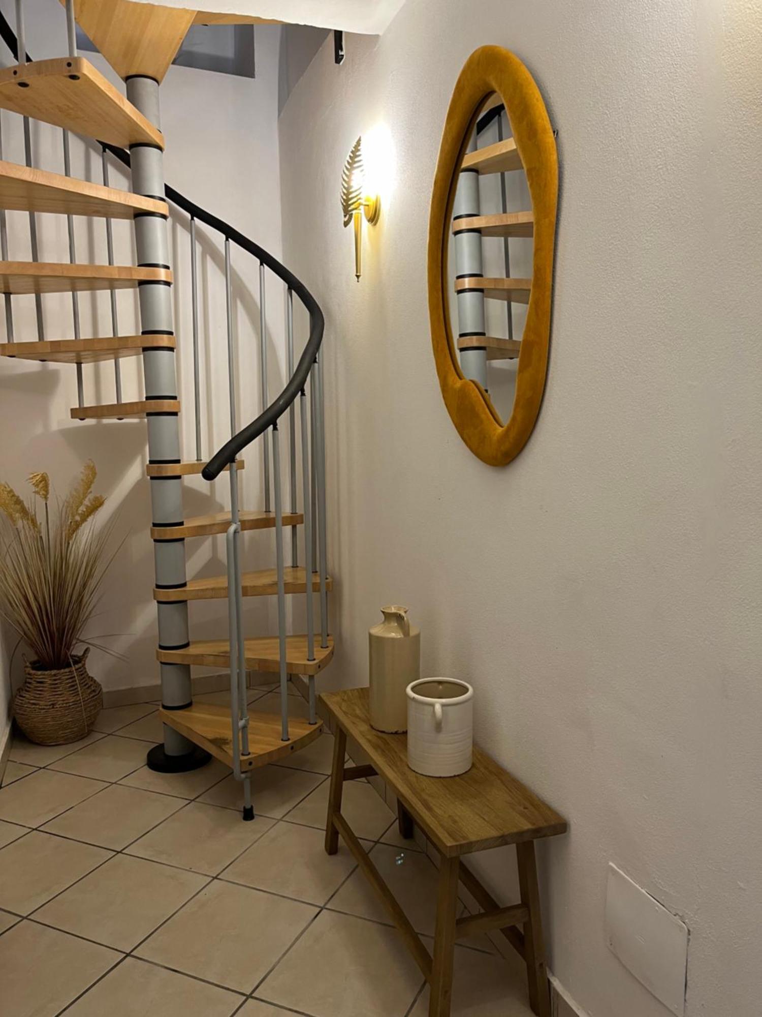 Stupenda Villa Vista Lago Мергоцо Екстериор снимка